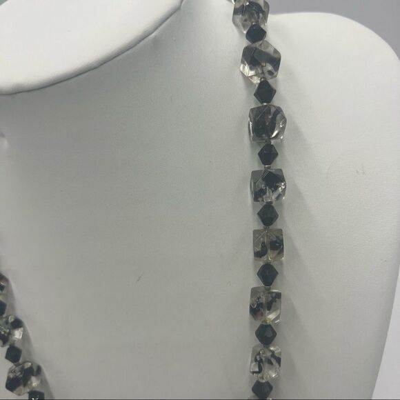 Vintage Black and Clear Glass/Stone Beaded Necklace with Magnetic Clasp - Picture 1 of 6